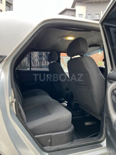 GAZ 31105 2005, 95,000 km - 2.4 л - Bakı