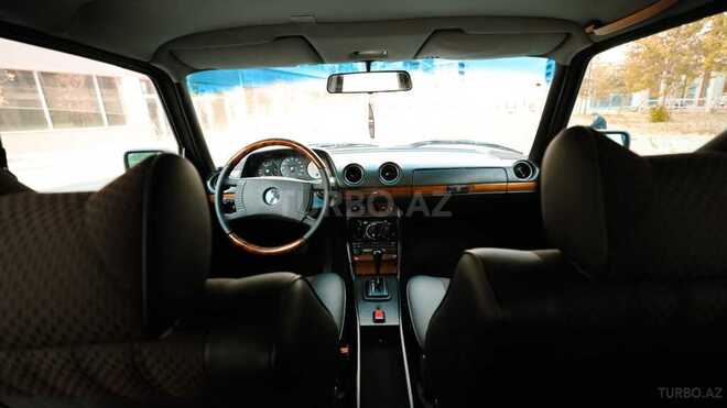 Mercedes  1978, 30,000 km - 2.8 л - Bakı