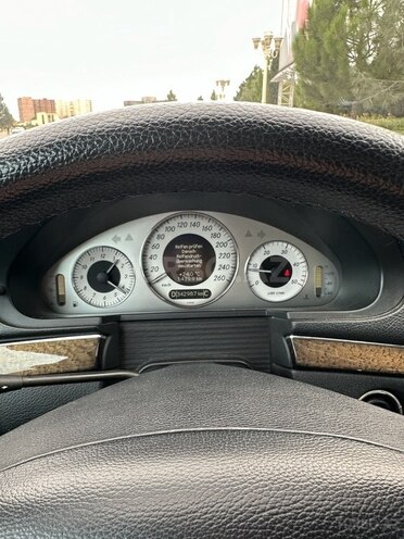 Mercedes E 220 2006, 342,000 km - 2.2 l - Gəncə