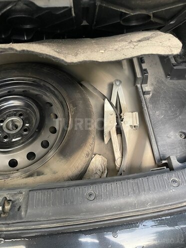 Toyota Corolla 2005, 371,000 km - 1.4 l - Bakı