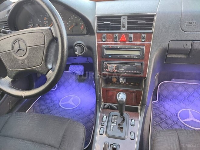 Mercedes C 180 1997, 299,000 km - 1.8 l - Bakı