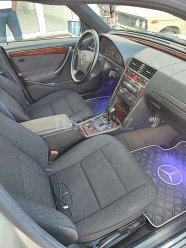 Mercedes C 180 1997, 299,000 km - 1.8 l - Bakı