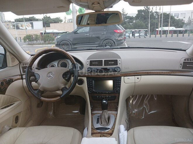Mercedes E 350 2006, 240,000 km - 3.5 l - Bakı