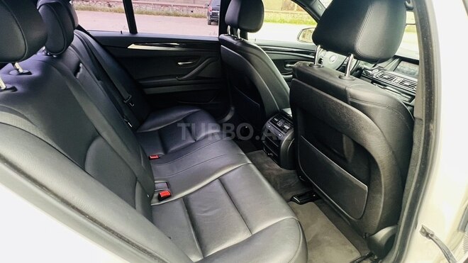 BMW 520 2016, 176,000 km - 2.0 l - Bakı