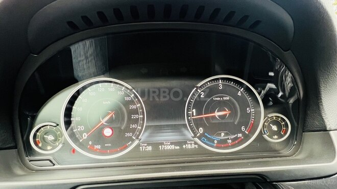 BMW 520 2016, 176,000 km - 2.0 l - Bakı