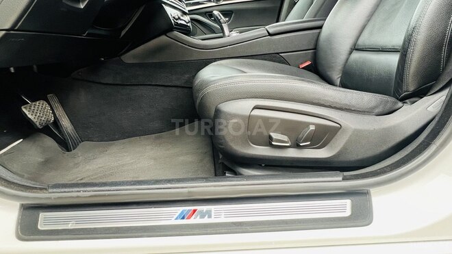 BMW 520 2016, 176,000 km - 2.0 l - Bakı