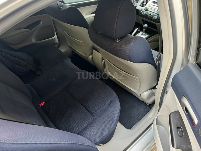 Honda Civic 2008, 228,000 km - 1.3 l - Gəncə
