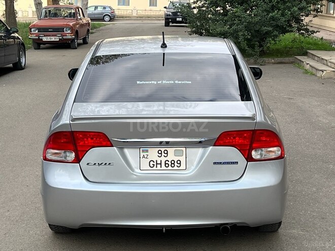 Honda Civic 2008, 228,000 km - 1.3 l - Gəncə