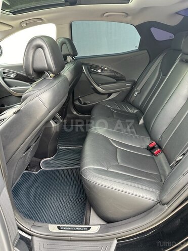 Hyundai Grandeur 2015, 162,800 km - 2.2 л - Bakı
