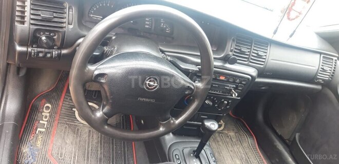 Opel Vectra 1998, 330,000 km - 1.6 l - Bakı