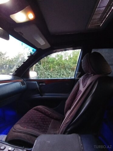 Mercedes E 290 1996, 300,200 km - 2.9 l - Bakı