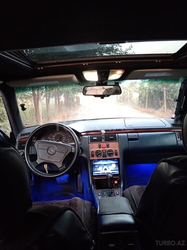 Mercedes E 290 1996, 300,200 km - 2.9 l - Bakı