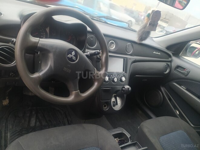 Mitsubishi Airtrek 2003, 289,700 km - 2.0 l - Bakı