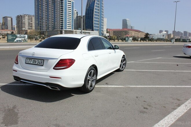 Mercedes E 300 2017, 54,700 km - 2.0 l - Bakı