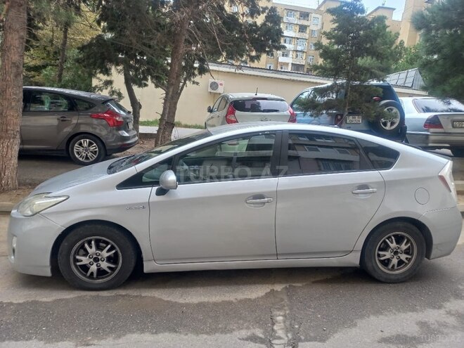 Toyota Prius 2011, 80,000 km - 1.8 l - Bakı