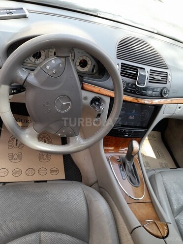 Mercedes E 320 2002, 292,000 km - 3.2 l - Bakı