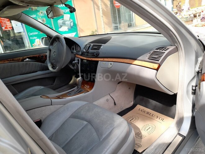 Mercedes E 320 2002, 292,000 km - 3.2 l - Bakı