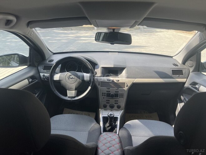 Opel Astra 2009, 201,000 km - 1.3 л - Bakı