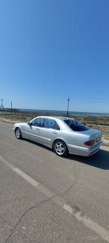 Mercedes E 320 2000, 334,500 km - 3.2 л - Bakı