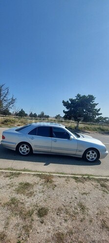 Mercedes E 320 2000, 334,500 km - 3.2 л - Bakı