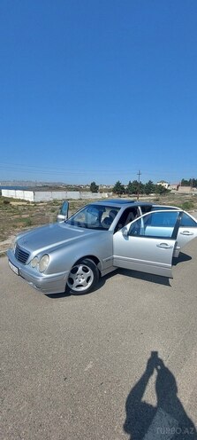 Mercedes E 320 2000, 334,500 km - 3.2 л - Bakı