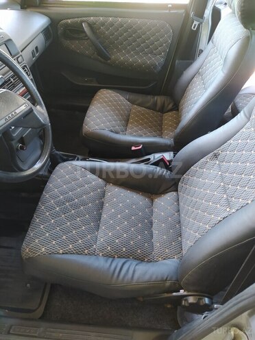 LADA (VAZ) 2115 2007, 200,000 km - 1.6 l - Qax