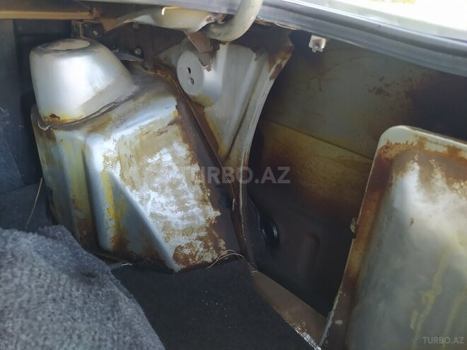 LADA (VAZ) 2115 2007, 200,000 km - 1.6 l - Qax