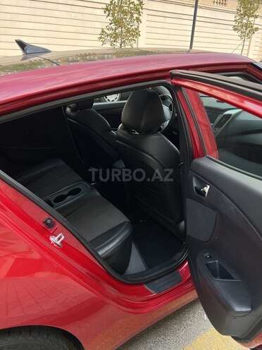 Hyundai Veloster 2012, 84,000 km - 1.6 л - Bakı