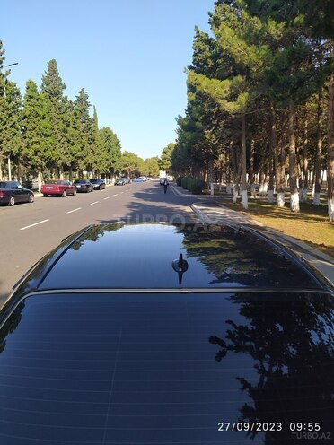 Mercedes E 240 1998, 266,000 km - 2.4 l - Sumqayıt