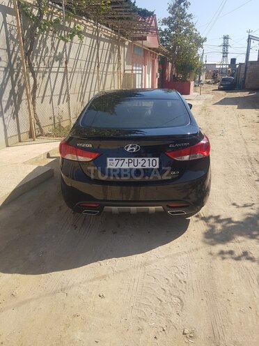 Hyundai Elantra 2011, 175,200 km - 1.8 l - Bakı