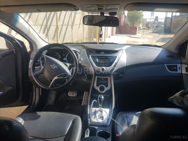 Hyundai Elantra 2011, 175,200 km - 1.8 l - Bakı