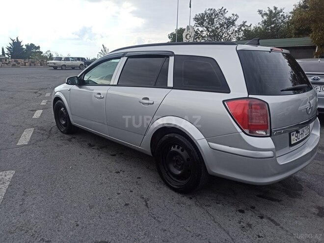 Opel Astra 2006, 194,440 km - 1.3 l - Zaqatala