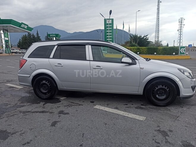 Opel Astra 2006, 194,440 km - 1.3 l - Zaqatala