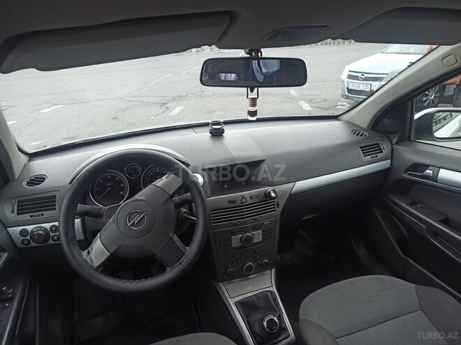 Opel Astra 2006, 194,440 km - 1.3 l - Zaqatala