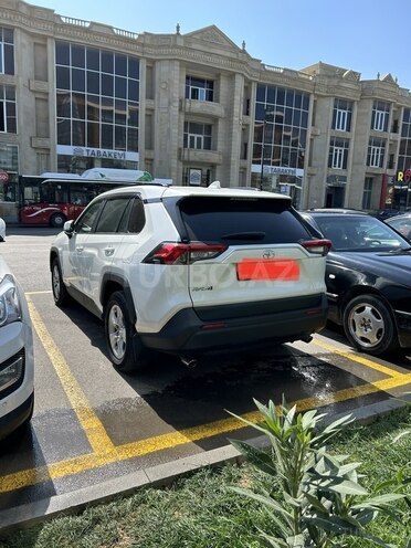 Toyota RAV4 2021, 23,000 km - 2.0 l - Bakı