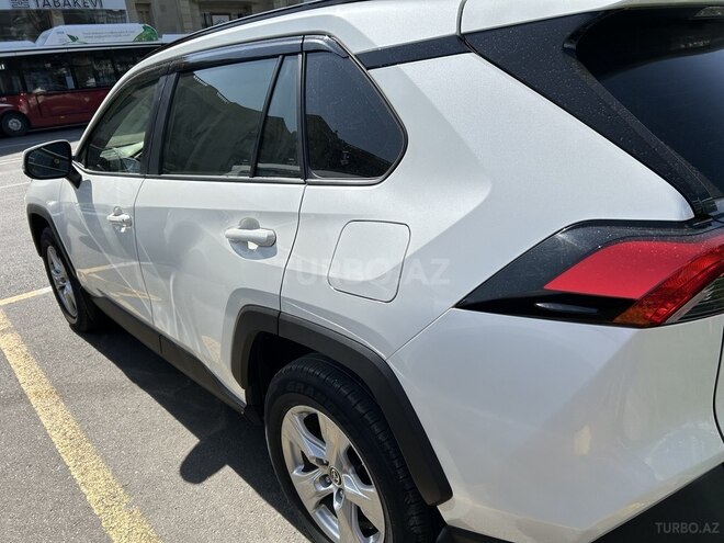 Toyota RAV4 2021, 23,000 km - 2.0 l - Bakı