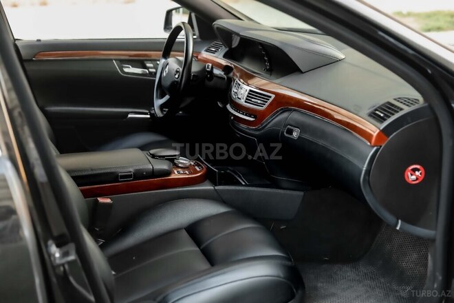 Mercedes S 350 2006, 265,800 km - 3.5 l - Bakı