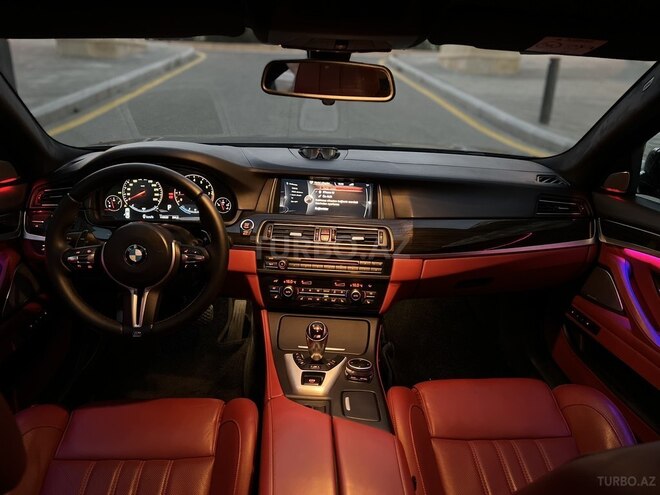 BMW M5 2014, 120,000 km - 4.4 л - Bakı