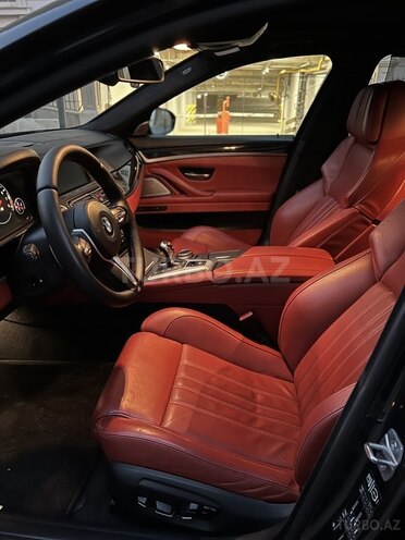 BMW M5 2014, 120,000 km - 4.4 л - Bakı