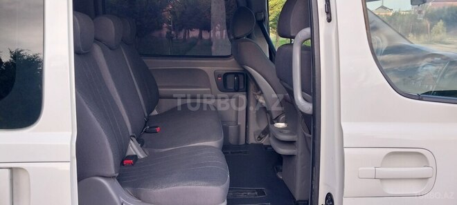 Hyundai H-1 2011, 352,000 km - 2.5 l - Bakı
