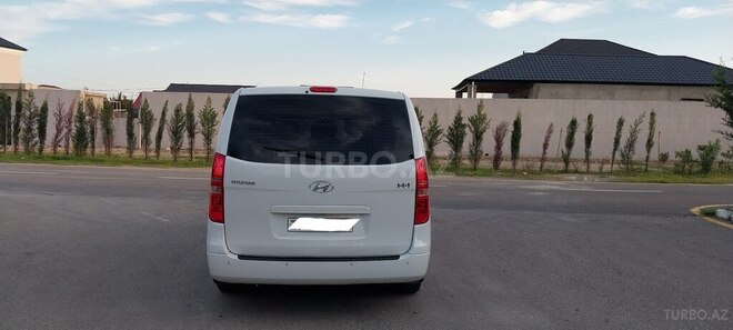 Hyundai H-1 2011, 352,000 km - 2.5 l - Bakı