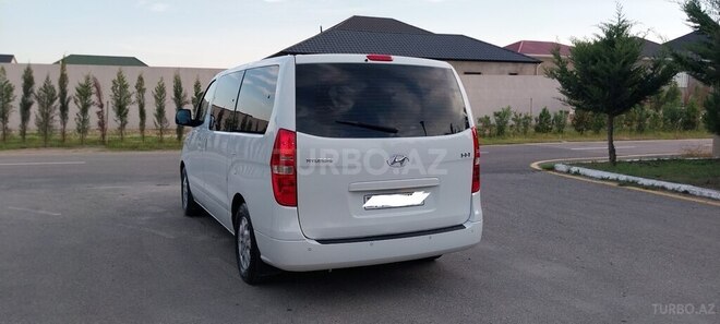 Hyundai H-1 2011, 352,000 km - 2.5 l - Bakı