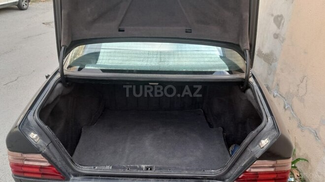 Mercedes E 200 1994, 150,000 km - 2.0 л - Bakı