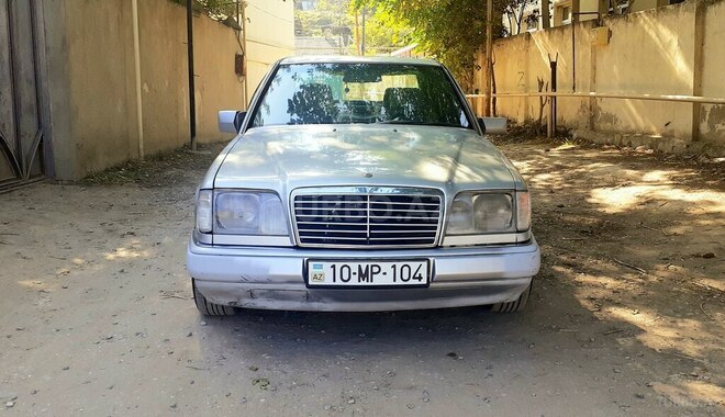 Mercedes E 220 1994, 347,000 km - 2.2 л - Bakı