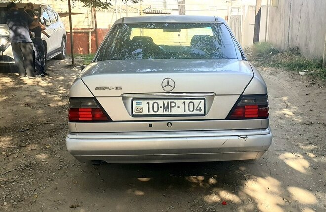 Mercedes E 220 1994, 347,000 km - 2.2 л - Bakı