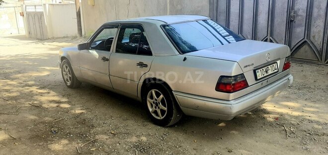 Mercedes E 220 1994, 347,000 km - 2.2 л - Bakı