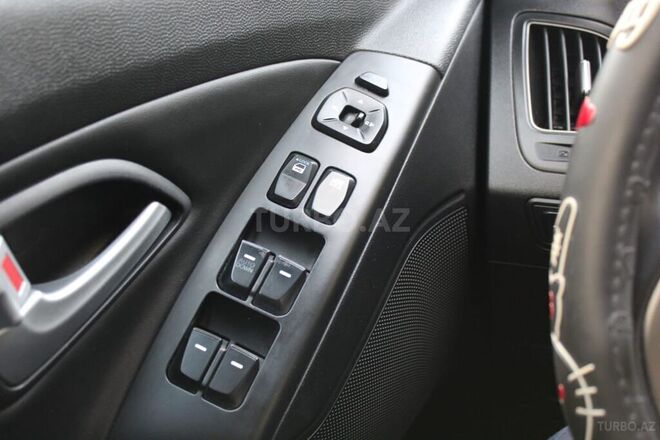 Hyundai ix35 2014, 80,000 km - 2.0 l - Bakı