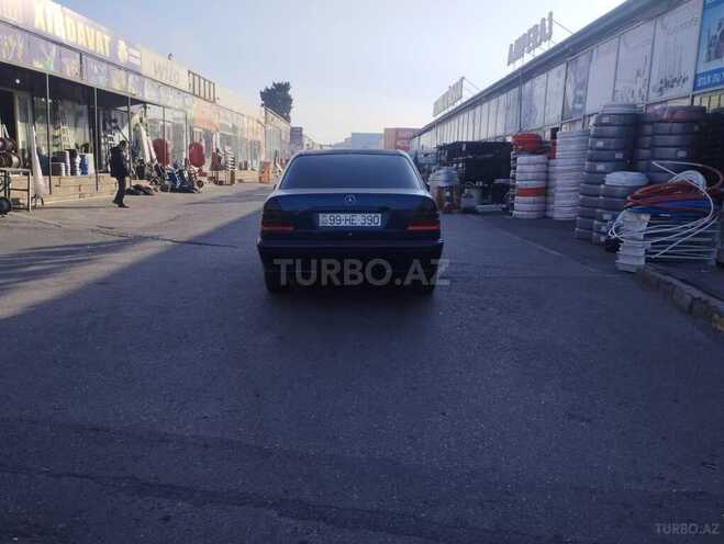 Mercedes C 220 2000, 355,000 km - 2.2 l - Bakı