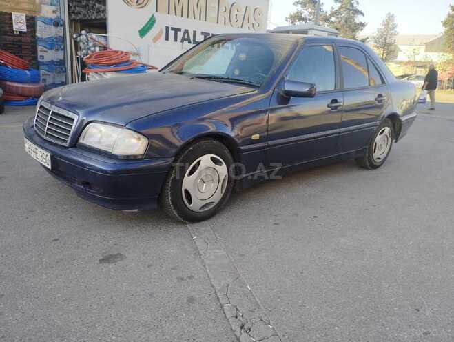 Mercedes C 220 2000, 355,000 km - 2.2 l - Bakı