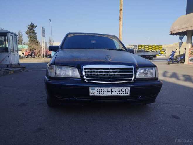 Mercedes C 220 2000, 355,000 km - 2.2 l - Bakı
